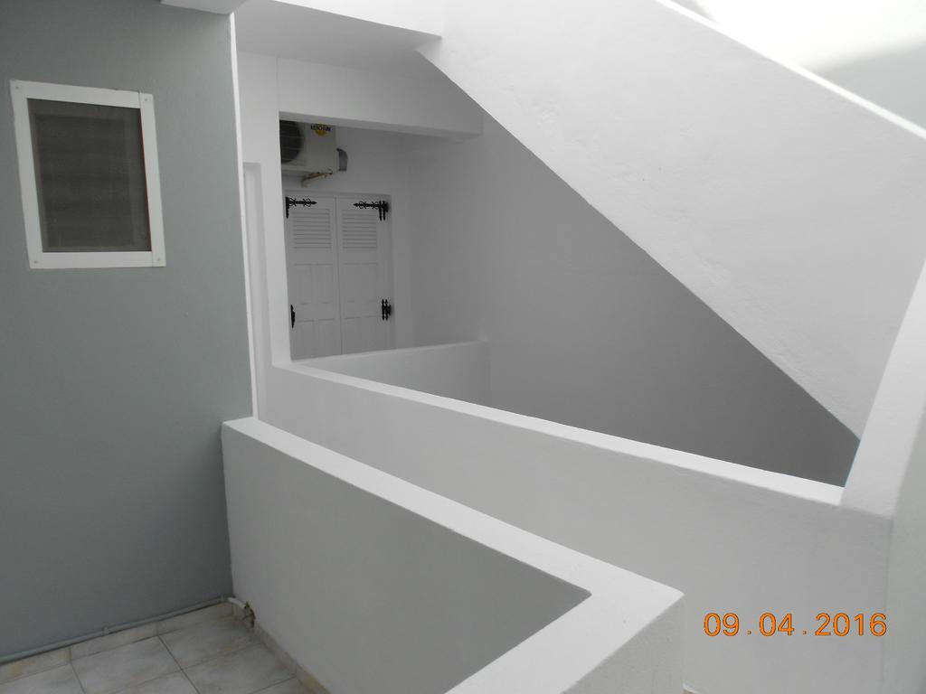 Rooms To Let Rena โมโนลิธอส ภายนอก รูปภาพ