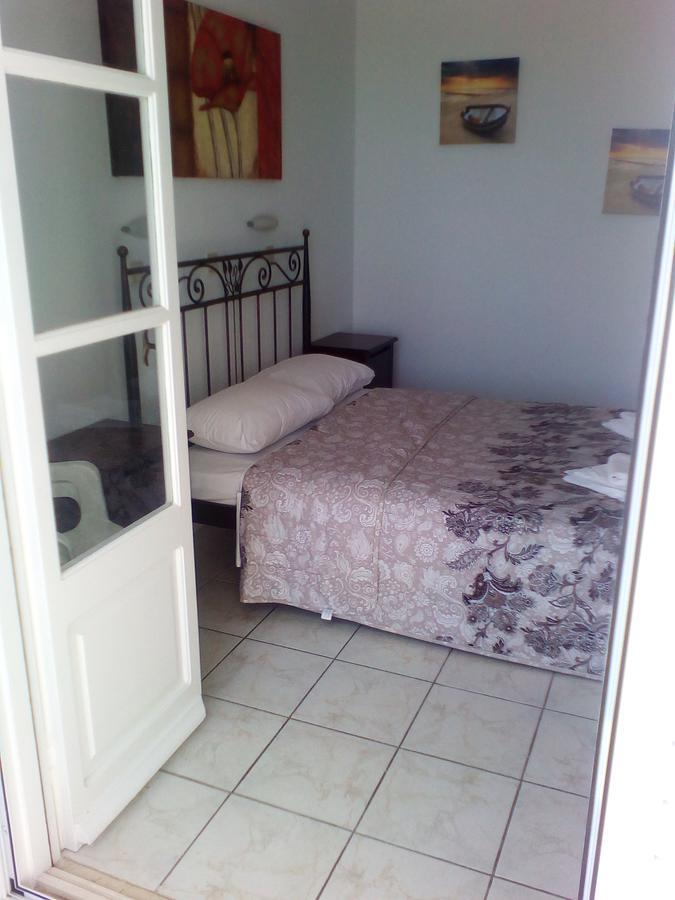Rooms To Let Rena โมโนลิธอส ภายนอก รูปภาพ