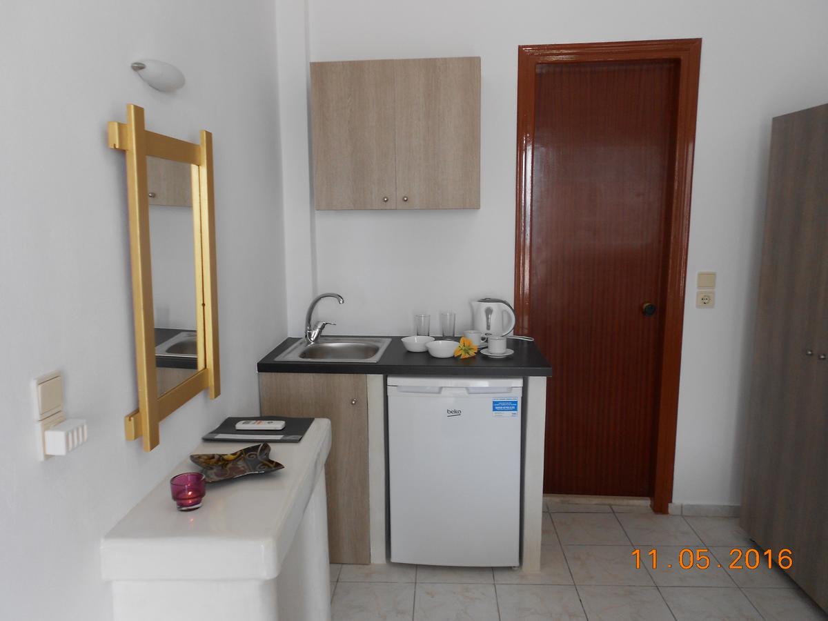 Rooms To Let Rena โมโนลิธอส ภายนอก รูปภาพ